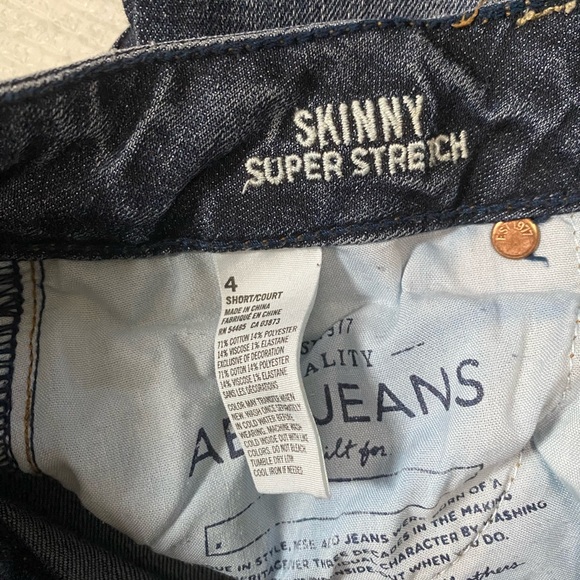 Ladies American Eagle jeans - Picture 2 of 3